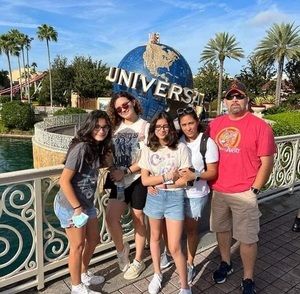 Meet your Posher, Christian